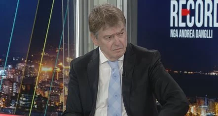“Opozita sot është pa gojë”,Bamir Topi ‘shpërthen’ ashpër:Rama ka marrë të drejtën të bëjë gjithçka,PD është spektatore