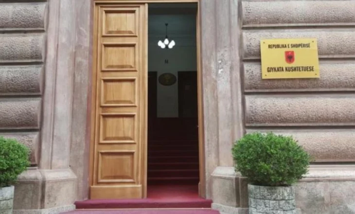 PD kërkon përfaqësues në seancën për mandatet e Gjykatës Kushtetuese, ja letra drejtuar Peleshit