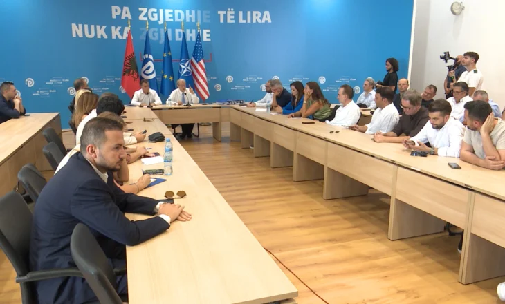 PD mbyll negociatat. Dy kandidatë gati për Tiranën