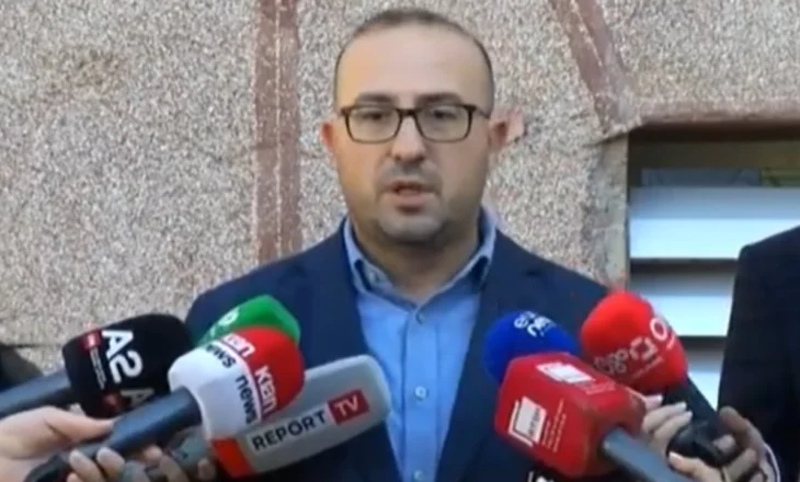 Përjashtimi i Bardhit me 15 ditë nga punimet në Kuvend/ “Qëllimi, t’i mbyllin gojën opozitës”, Korreshi me batuta: Na bënë ulje çmimi