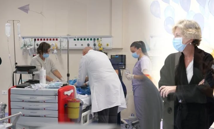 Pësoi djegie nga zjarri që dogji banesën në Maliq, MSH: 6-vjeçarja është rëndë, po trajtohet në QSUT