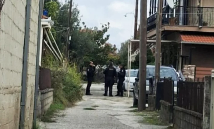 Po shikonin bashkë televizor, 18-vjeçari shkoi në banjo dhe mori…Si e mbyti i riu nënën me peshqir. Konflikte për…