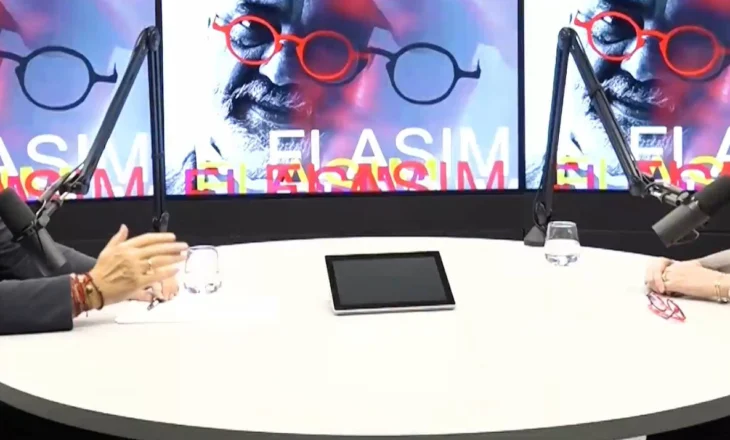 Podcasti ‘Flasim’ i Rama pyet publikisht ministren e Shëndetësisë, Evis Sala pse u kthye në atdhe?