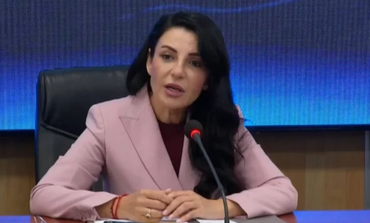 “Porti i ri në Porto Romano nis në 2026”/ Balluku prezanton drejtorin e ri, si e bindi Liburn Aliun të kontribuojë në Shqipëri