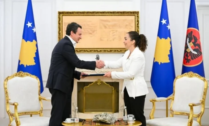 Presidentja Osmani mandaton Albin Kurtin për formimin e Qeverisë