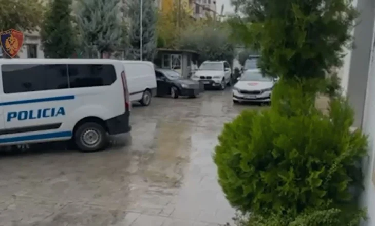 Prezantohej si punonjës i forcave speciale të Policisë, arrestohet 43-vjeçari i armatosur në Tiranë