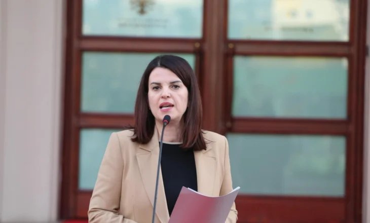 Prezantohet “Identiteti Digjital”, ministrja Koçiu: Deri në 2027, qytetarët do të përdorin dokumentet në çdo vend të…