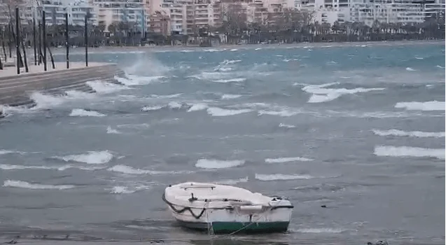 Pritet stuhi në Vlorë: Bashkia paralajmëron qytetarët, por mungojnë masat konkrete