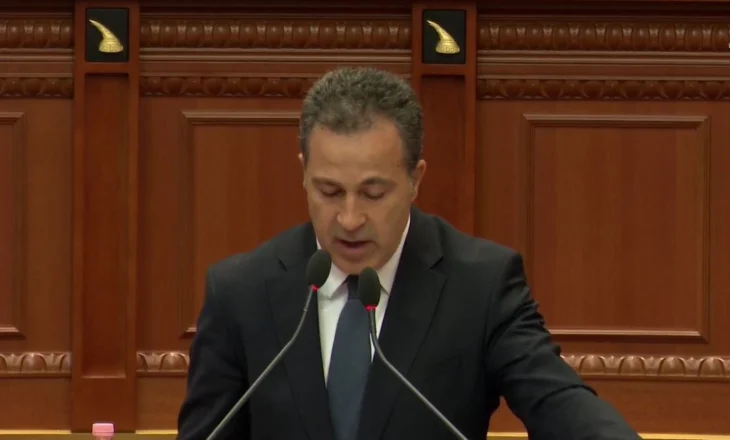 “Problemi nuk jam unë”, Peleshi i përgjigjet kërkesës së PD-së për shkarkim: Është përpjekje për të kthyer Kuvendin pas në kohë