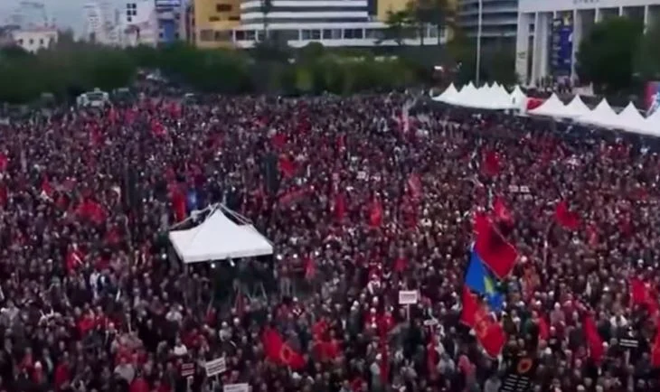 Protesta në mbështetje të UÇK-së në Tiranë, reagon Rama