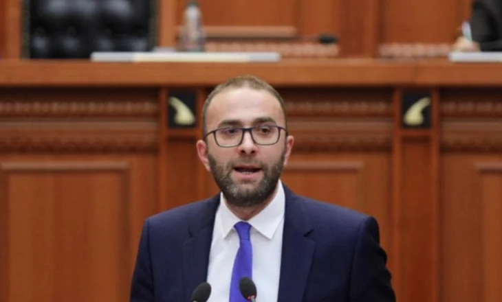 PS kërkoi 1 muaj, Komisioni i Etikës përjashton Gazment Bardhin me 15 ditë nga Kuvendi