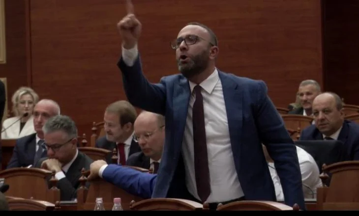 PS kërkoi përjashtimin e Bardhit nga Kuvendi me 30 ditë, të hënën mblidhet Komisioni i Etikës