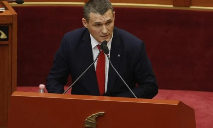 “Pse u bë ai show gjatë arrestimit të Ilir Metës?” Dumani i përgjigjet Blushit: Nuk është kompetencë e SPAK