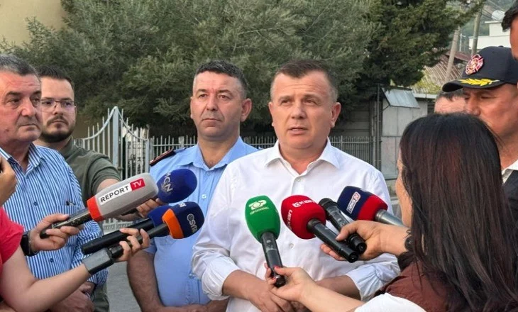 Pse u nuk u miratua rezoluta e PD për gjenocidin serb? Balla: E kemi votuar para 26 vitesh