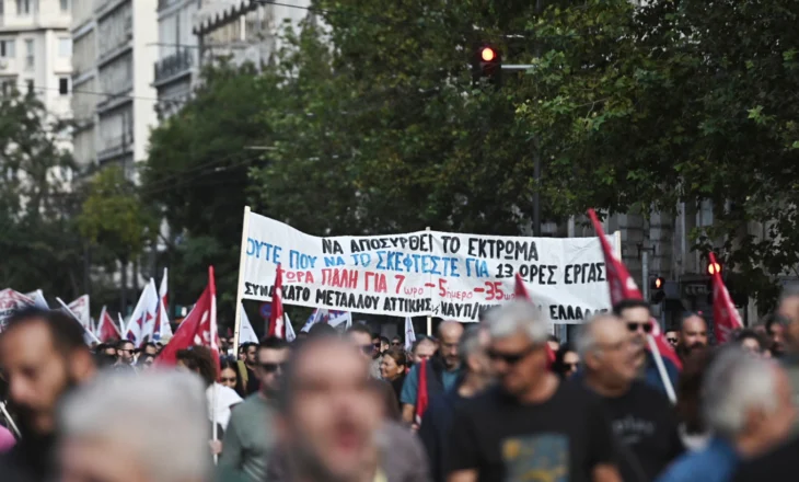 Punë 13 orë në ditë? Sindikatat kundërshtojnë ligjin e ri në Greqi, grevë masive