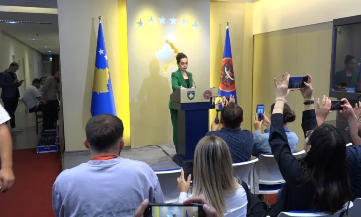 Qeveri e re apo zgjedhje/ Presidentja Osmani takim me partitë, brenda 10 ditësh duhet të formohet qeveria e re