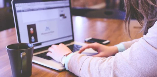 Qeveria vendos tarifat e reja për dokumentet online, ja sa do të kushtojë nënshkrimi elektronik