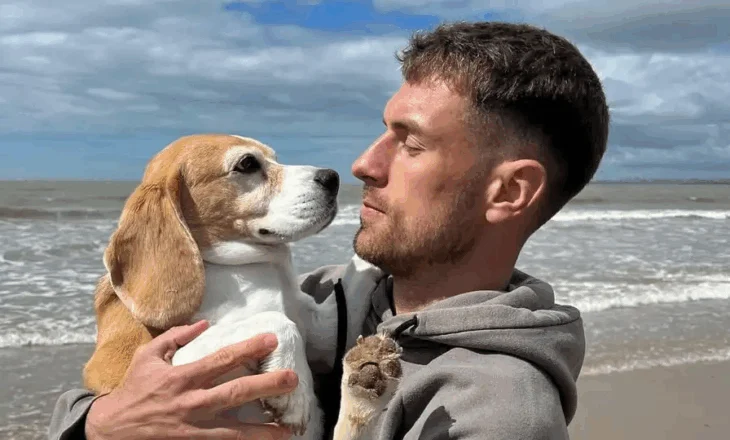 Ramsey në ankth për Halo; ofron 10 mijë dollarë kush ia gjen qenin e tij të zhdukur