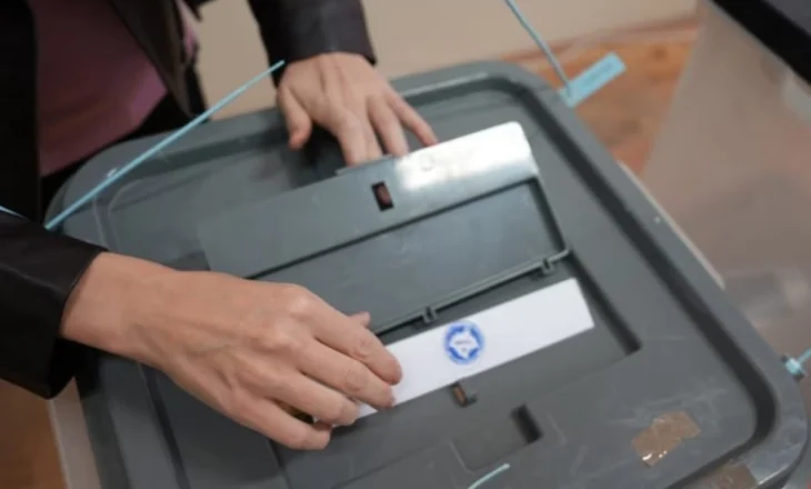 Raundi i dytë i zgjedhjeve në 18 komuna/ Emigrantët nisin votimin, përmes postës