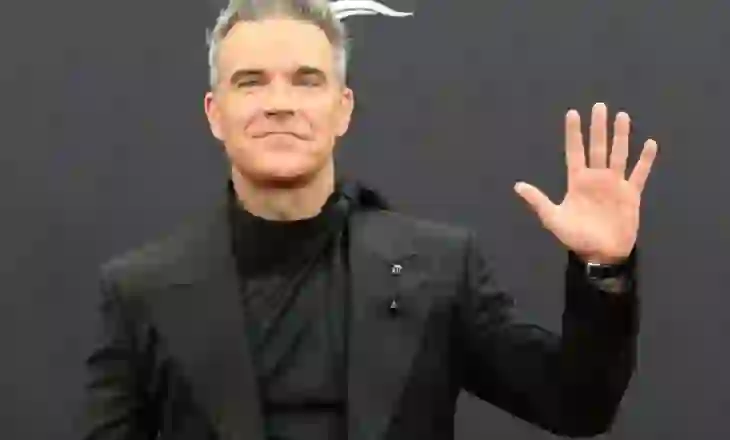 Robbie Williams anulon koncertin në Turqi për shkak të frikës nga terrorizmi