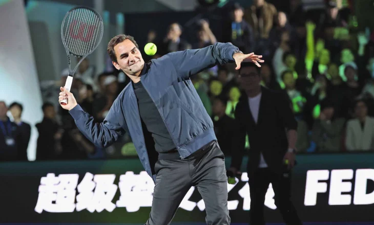 Roger Federer rikthehet në fushë, do të luajë në lojën dyshe në turneun e Shangai