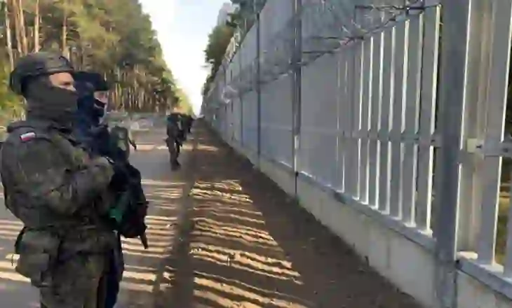 Rojet kufitare zbulojnë një tunel sekret që lidh Poloninë dhe Bjellorusinë