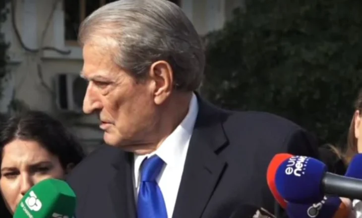 Rrëzohet kërkesa e PD për shkarkimin e Peleshit, Berisha sulmon nënkryetaren e Kuvendit: Nuk merrte vesh çfarë hidhte për votim