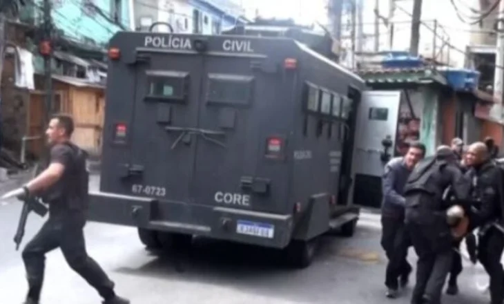 Rritet bilanci i viktimave në Rio de Janeiro, 130 persona humbin jetë pas përplasjeve të dhunshme mes..