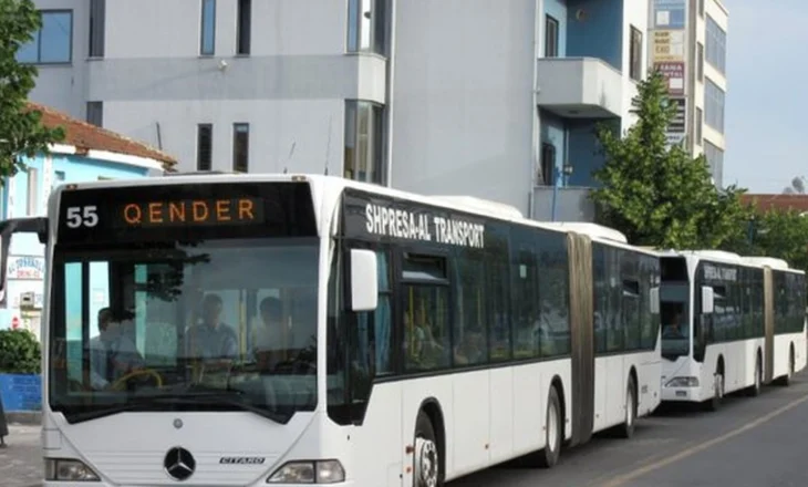 Rritet çmimi i transportit publik për linjën Kamëz–Tiranë: Bileta shkon 50 lekë, aboneja 1400 lekë