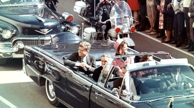 Rusët i dorëzojnë SHBA-së “raportin sekret” të KGB-së për vrasjen e Presidentit Kennedy