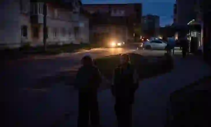 Rusia godet me dronë infrastrukturën energjetike në Ukrainë, qindra mijëra banorë mbeten pa drita