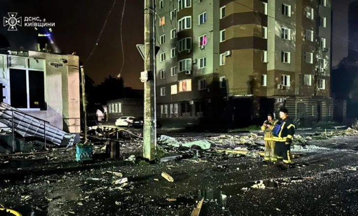 Rusia godet Ukrainën me 450 dronë dhe raketa, Zelensky thirrje aleatëve për veprim: Nuk duhen fjalë boshe