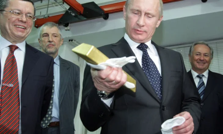 Rusia po blen ar sikur nuk ka ditë të nesërme, 142 miliardë dollarë në dy vite dhe Perëndimi nuk di si t’i përgjigjet kësaj lëvizje nga Moskës