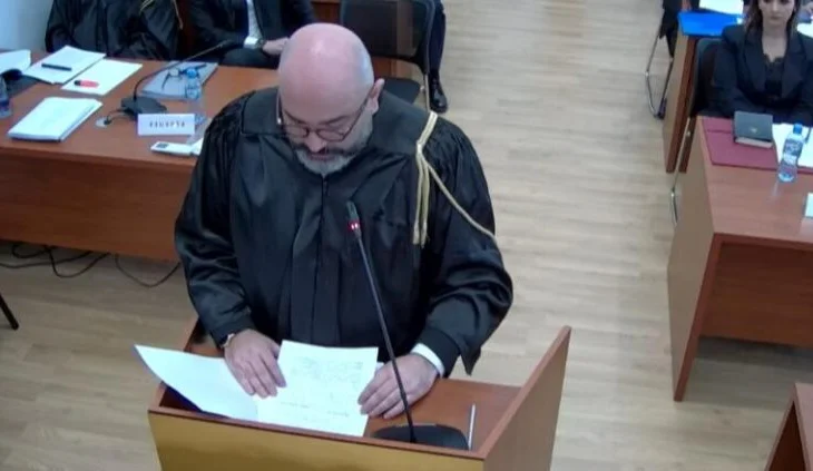 Seanca në Kushtetuese, avokati i Veliajt: Shkarkimi është politik, jo ligjor