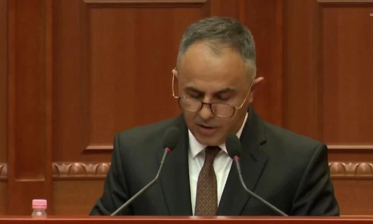Seancë maratonë në Kuvend! 16 orë pa pushim diskutime për drejtësinë, debatet rifillojnë të enjten