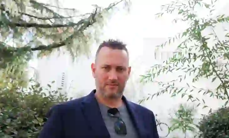 “Sfidon rregullat e politikës”, Washington Post ‘skaner’ kandidaturës së Florjan Binajt: Do të çlirojë vendin nga partitë!