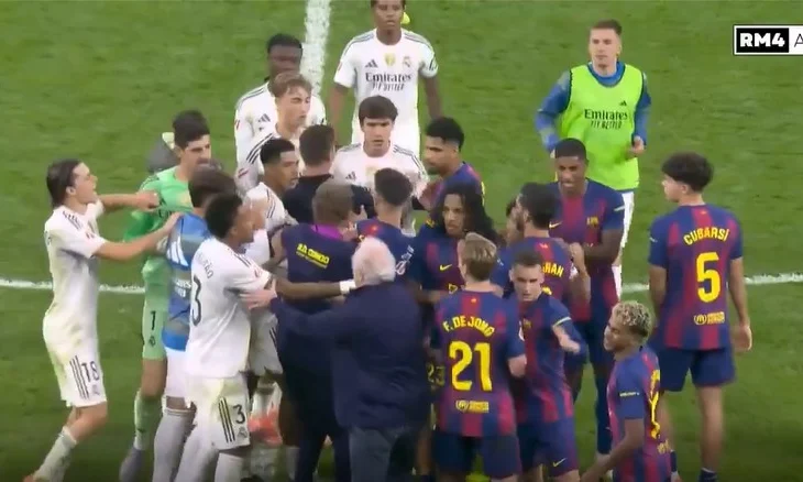 Sherr pas El Clasicos mes Realit dhe Barcelonës, ndërhyn edhe policia (VIDEO)