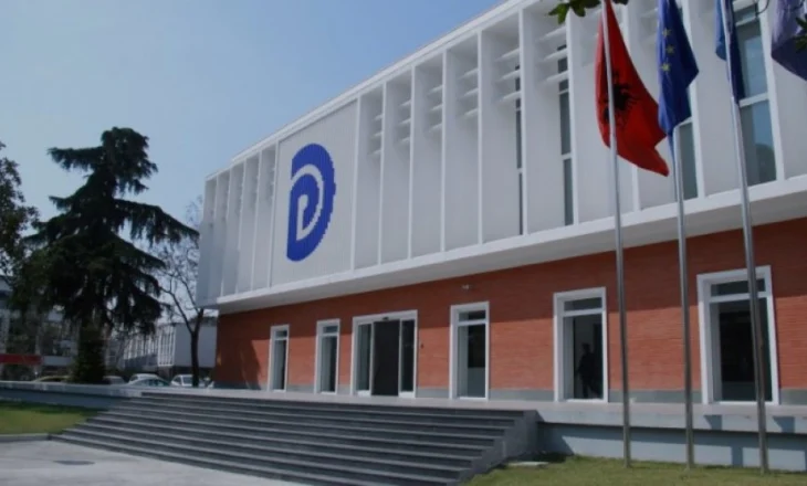 Shkeli Kushtetutën: PD nis procedurat për kërkesën e shkarkimit të Begajt
