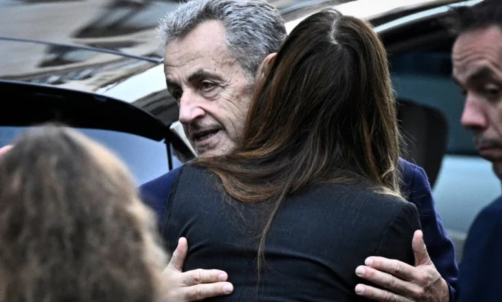 “Shkëlqimi dhe rënia” e Sarkozy/ Çfarë e rrëzoi ish-presidentin francez, në burg do t’i lejohen…