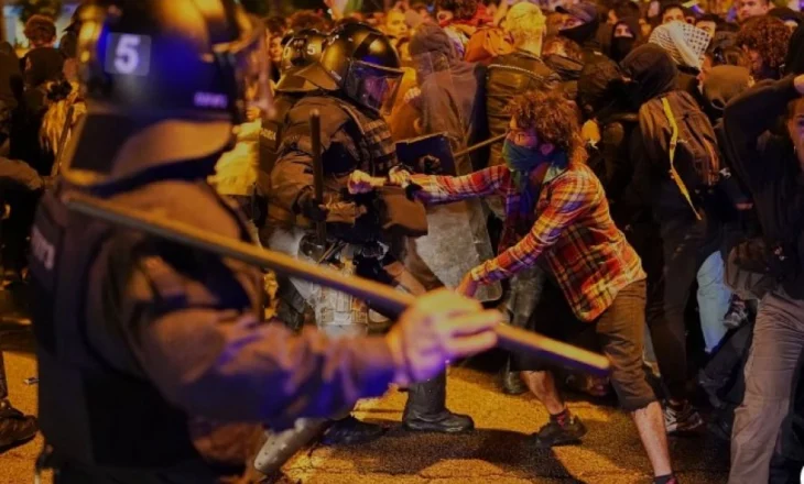 Shpërthen dhuna në protestën pro-palestineze në Barcelonë