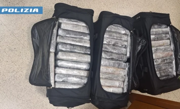 Shqiptari dënohet me 6 vite burgim/ Po trafikonte 105 kg kokainë për organizatën kriminale, droga ishte spërkatur me…