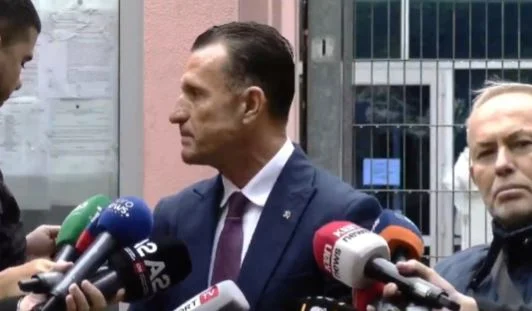 Shtyhet seanca për Ilir Metën pas kërkesës për ndryshimin e masës së sigurisë, avokati: Nuk u respektua procedura!