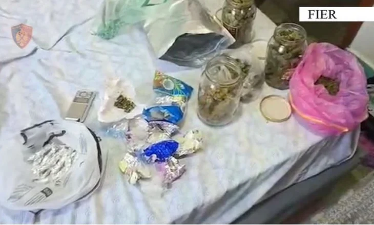 Siguronte dhe shiste drogë, arrestohet 31-vjeçari në Fier