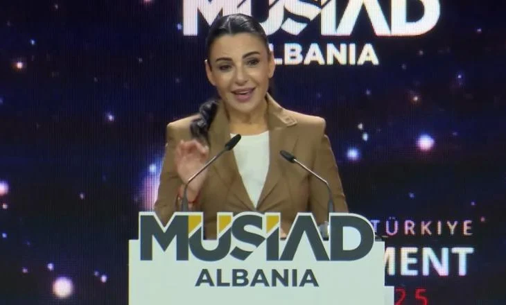 “S’kam humbur asnjë seri të telenovelës Sulejmani i Madhërishëm, mësova edhe historinë”/Balluku habit me deklaratën para zv.presidentit turk (VIDEO)