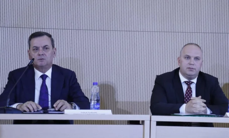 Sokol Sadushi akuza të forta ndaj KLGJ-së: Nuk mund të heshtni më, të drejtojmë gishtin dhe nga vetja