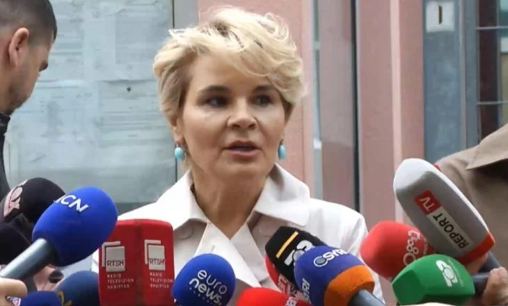 SPAK çoi prova të reja, Kryemadhi: Bëhet për të mbajtur Metën në burg, mua dhe familjen time nën presion
