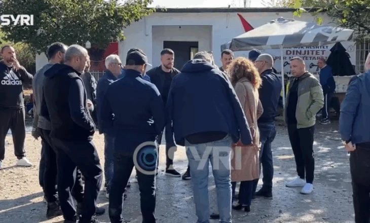 SYRI TV/ Dita e 13 e grevës së urisë në Marinëz – Grevistët të vendosur ta vazhdojnë