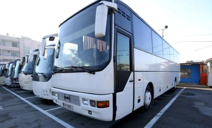Tarifë e re/ Operatorët e transporit ngrenë alarmin, ja sa do paguajë çdo pasagjer