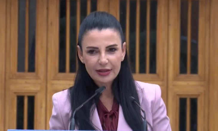 “Të rinjtë shqiptarë dinë të shkëlqejnë”, marrëveshje mes ministrisë së Infrastrukturës dhe UPT, Balluku: Mbështesim studentët me praktika të paguara