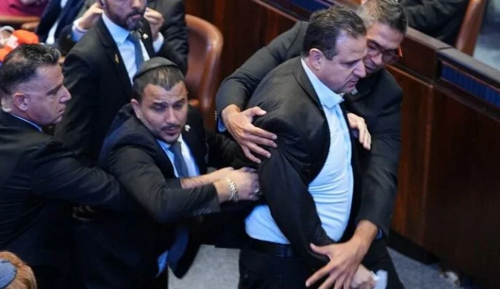Tensione në parlamentin izraelit, çfarë ndodhi gjatë fjalës së Trump